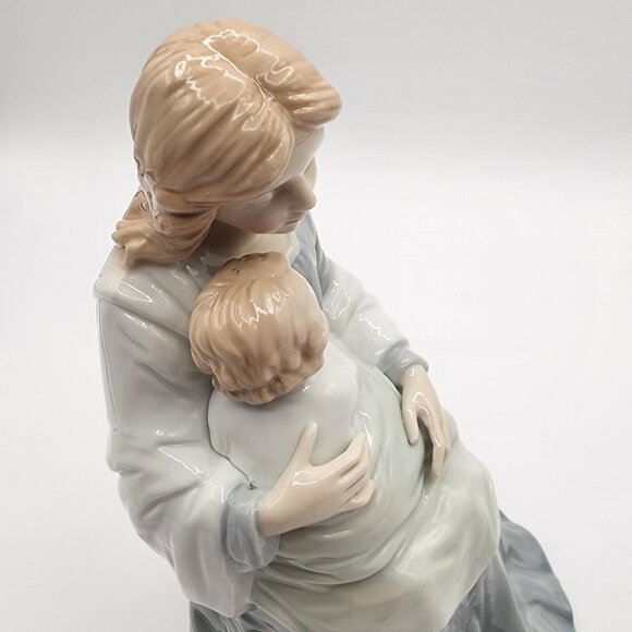 Vintage Homco Home Interiors Love of a Mother & Child Figurine #8809  Porcelain - Picture 5 of 8